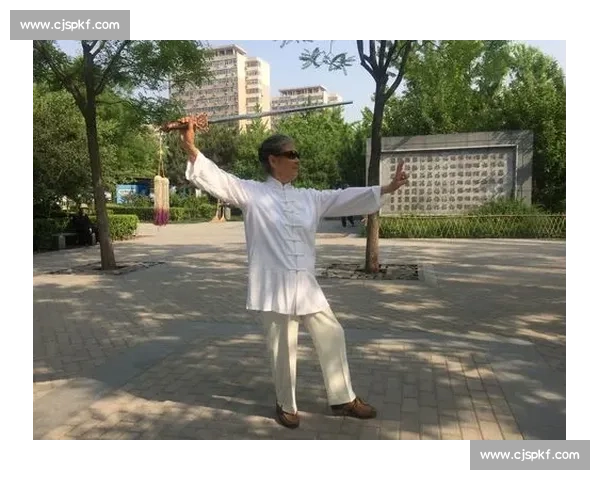 钟老师武术课堂:大树从体弱少年到功夫达人的蜕变 钟老师武术课堂:大树从体弱少年到功夫达人的蜕变
