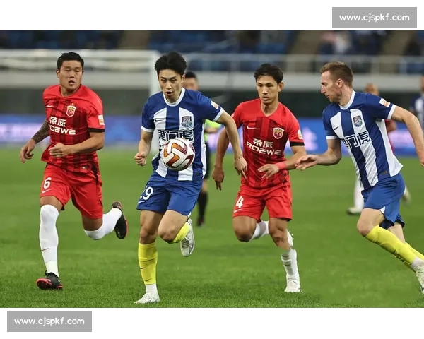 王飞憾平:补时进球被吹 辜负球迷远征 王飞憾平:补时进球被吹 辜负球迷远征