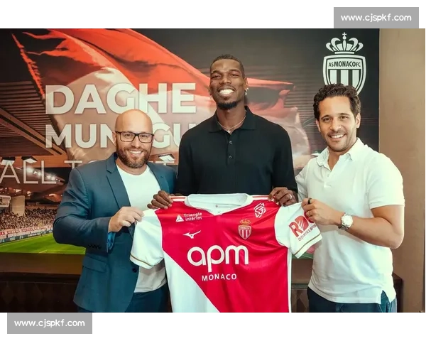 世俱杯红魔旧将重聚！博格巴探班博卡四战友